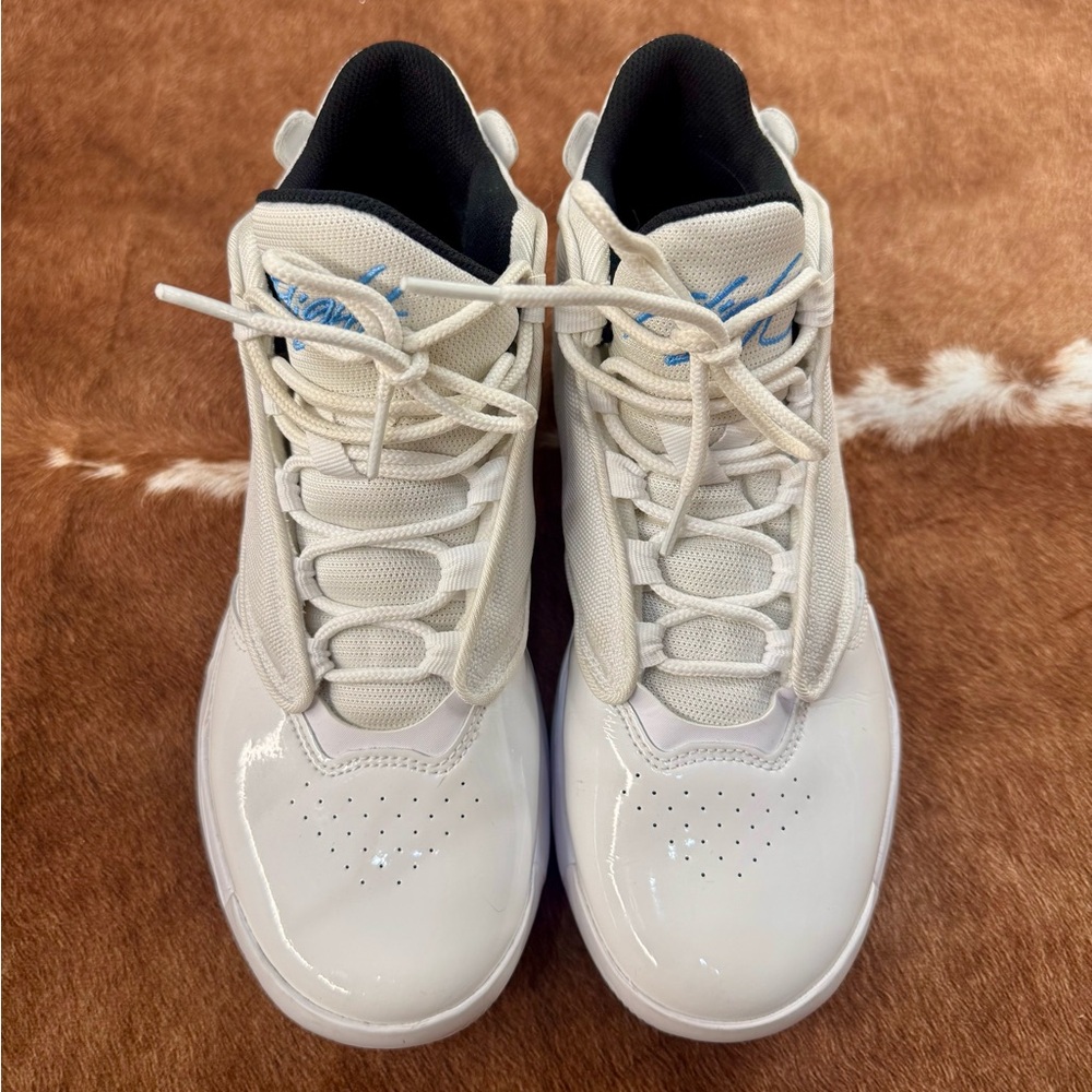 Jordan Max Aura 4 🩵